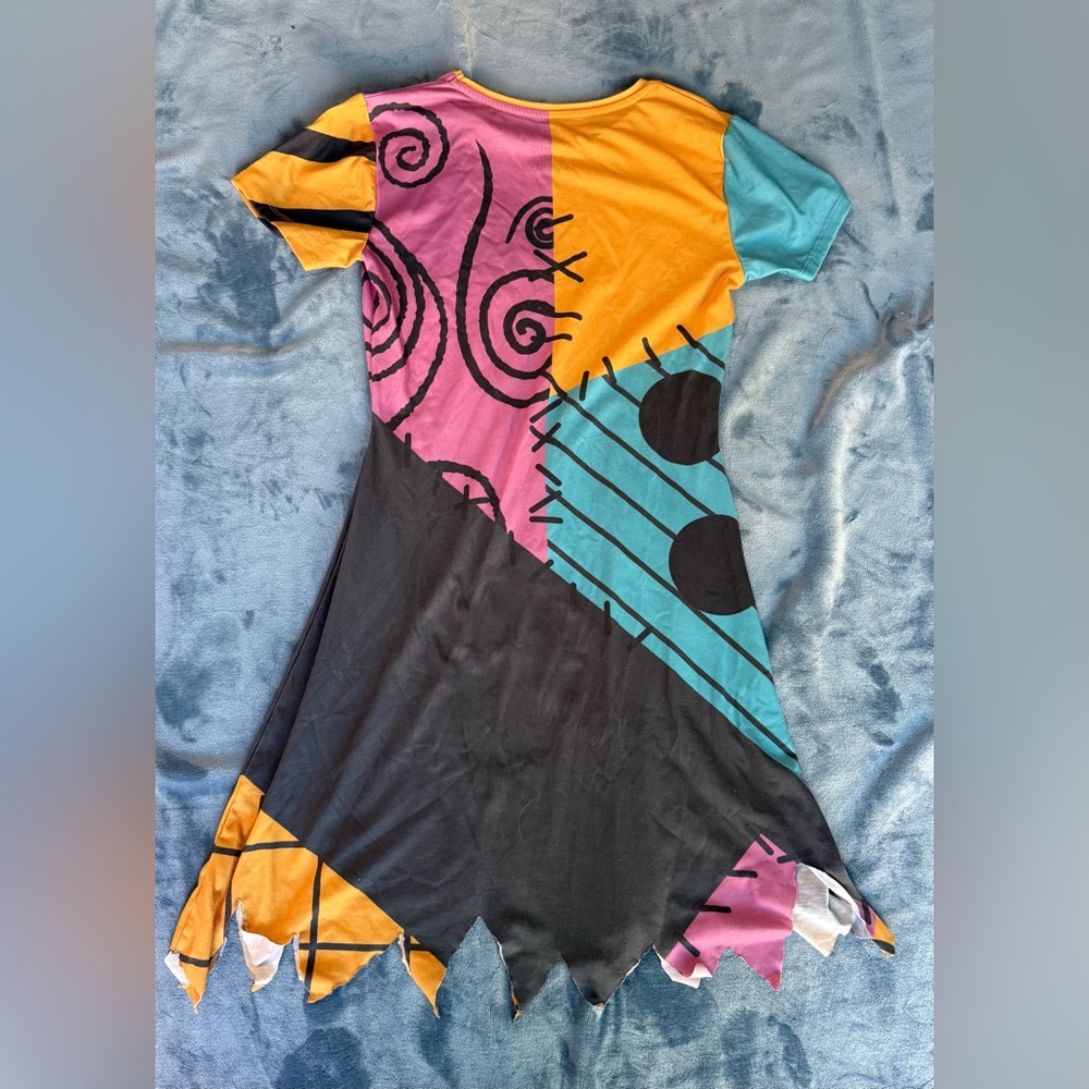 Disney Sally’s Dress Nightmare Before Christmas - Picture 2 of 3